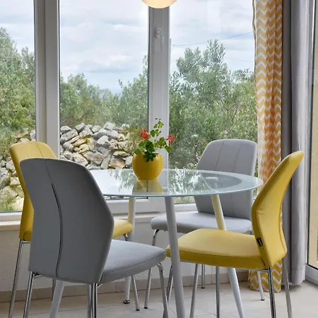 Prázdninový dům House Lila Jacuzzy